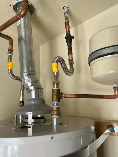 Water heater installation and plumbing repair in Yalaha